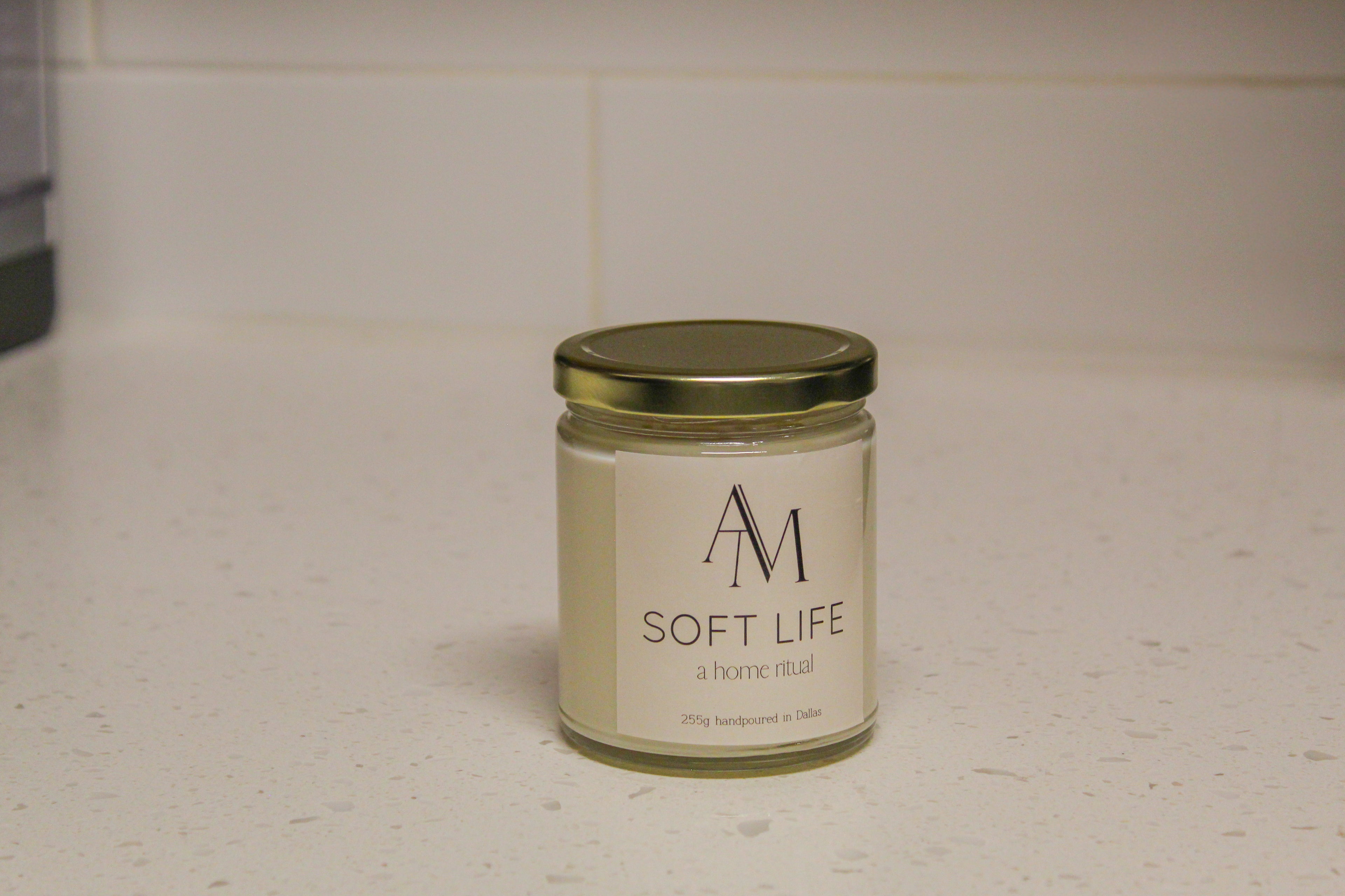 Seaze the Day Capsule